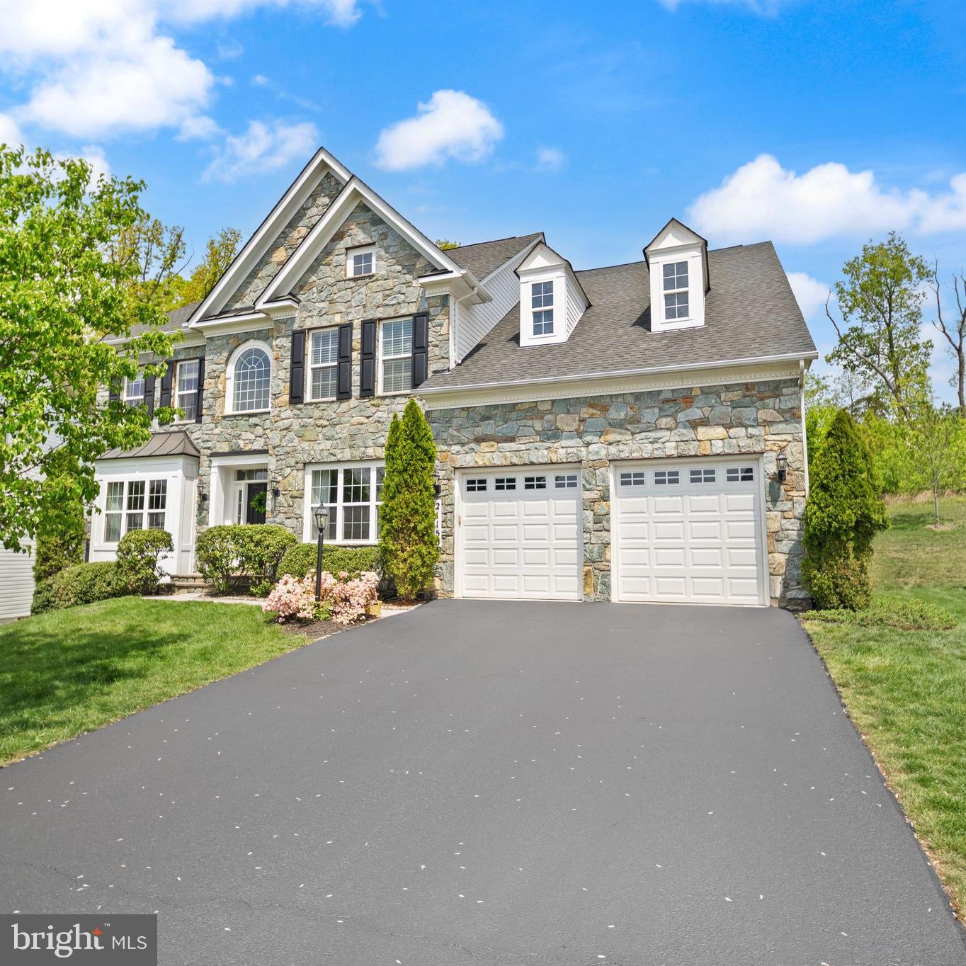 21156 WALKLEY HILL PL, ASHBURN, Virginia 20148, 5 Bedrooms Bedrooms, ,4 BathroomsBathrooms,Residential,For sale,21156 WALKLEY HILL PL,VALO2093918 MLS # VALO2093918