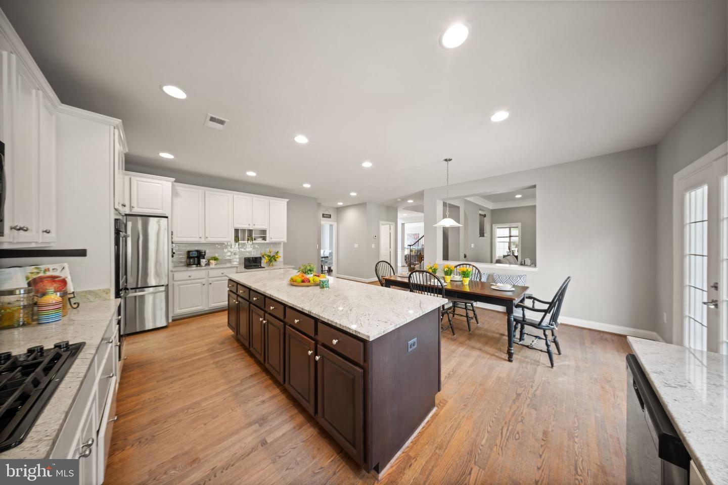 21156 WALKLEY HILL PL, ASHBURN, Virginia 20148, 5 Bedrooms Bedrooms, ,4 BathroomsBathrooms,Residential,For sale,21156 WALKLEY HILL PL,VALO2093918 MLS # VALO2093918