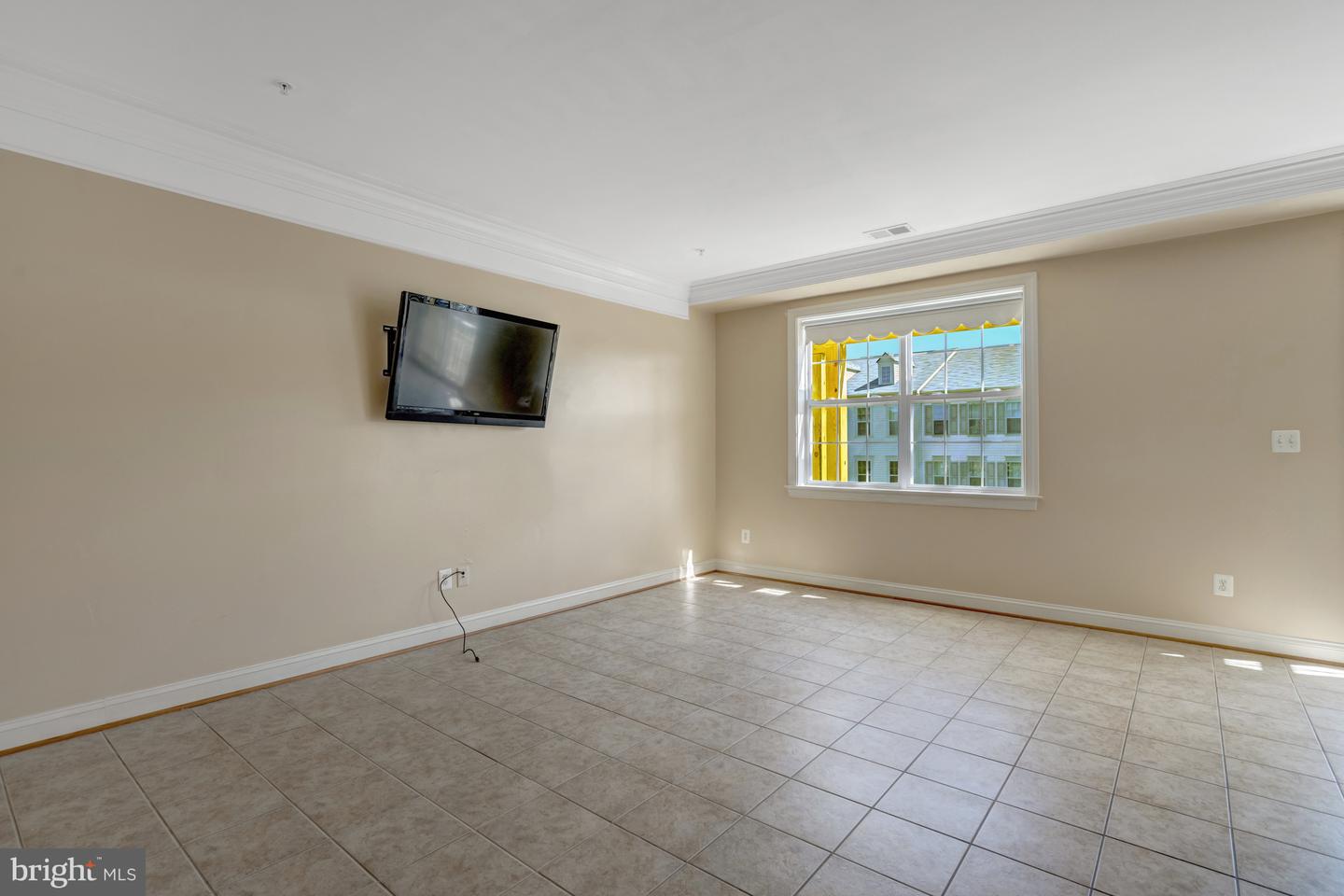14841 CLOVERDALE RD, WOODBRIDGE, Virginia 22193, 3 Bedrooms Bedrooms, ,2 BathroomsBathrooms,Residential,For sale,14841 CLOVERDALE RD,VAPW2092050 MLS # VAPW2092050