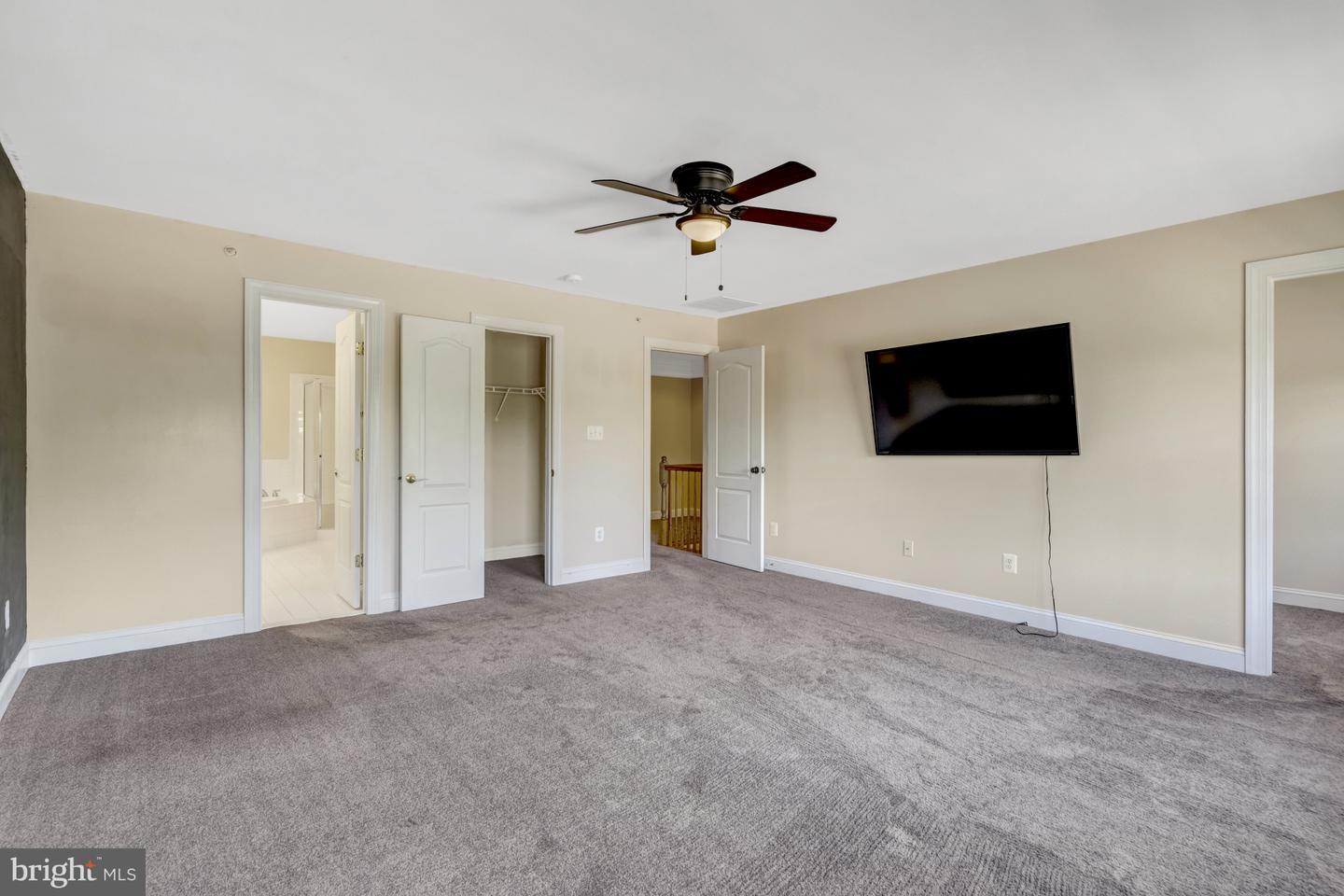14841 CLOVERDALE RD, WOODBRIDGE, Virginia 22193, 3 Bedrooms Bedrooms, ,2 BathroomsBathrooms,Residential,For sale,14841 CLOVERDALE RD,VAPW2092050 MLS # VAPW2092050