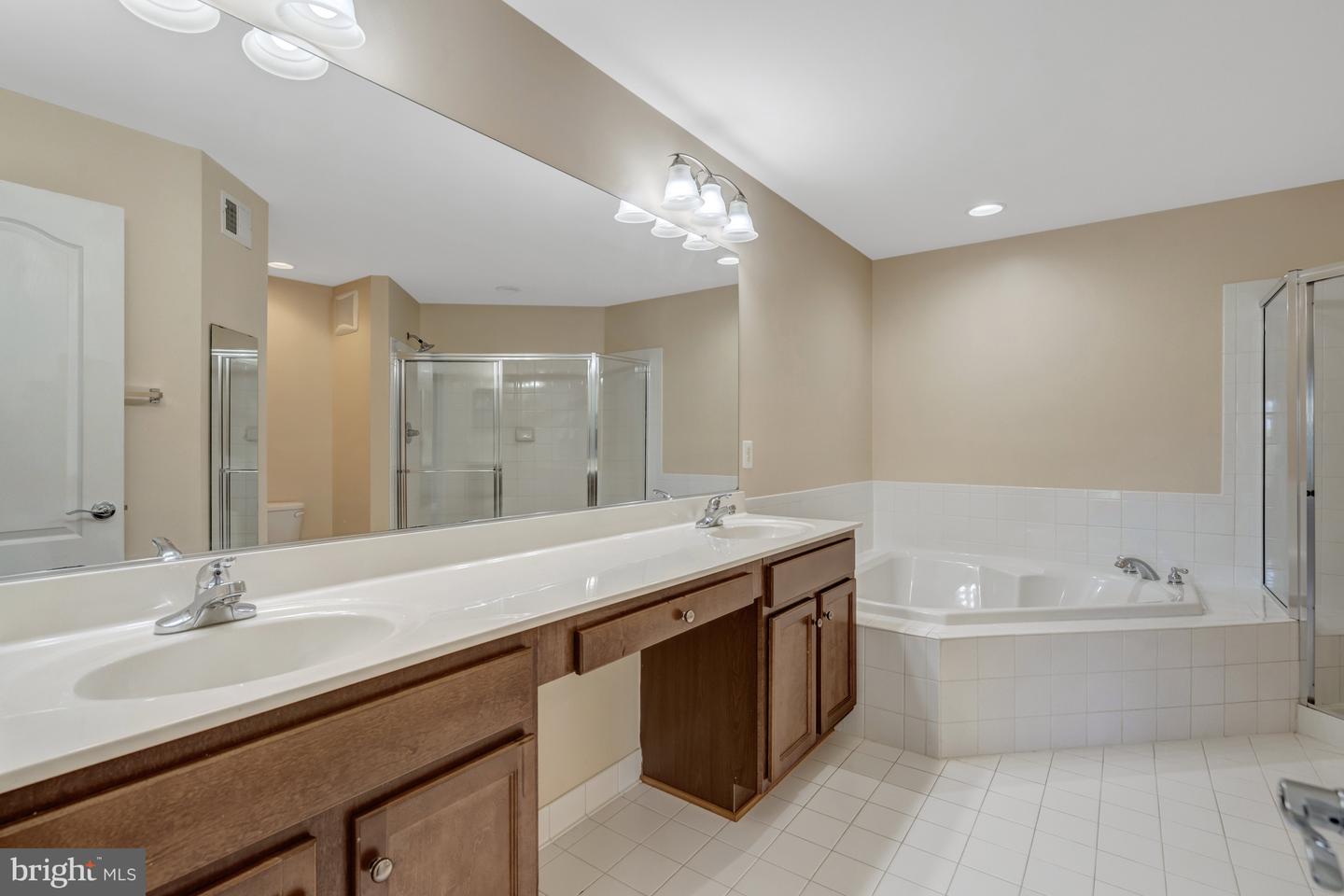 14841 CLOVERDALE RD, WOODBRIDGE, Virginia 22193, 3 Bedrooms Bedrooms, ,2 BathroomsBathrooms,Residential,For sale,14841 CLOVERDALE RD,VAPW2092050 MLS # VAPW2092050