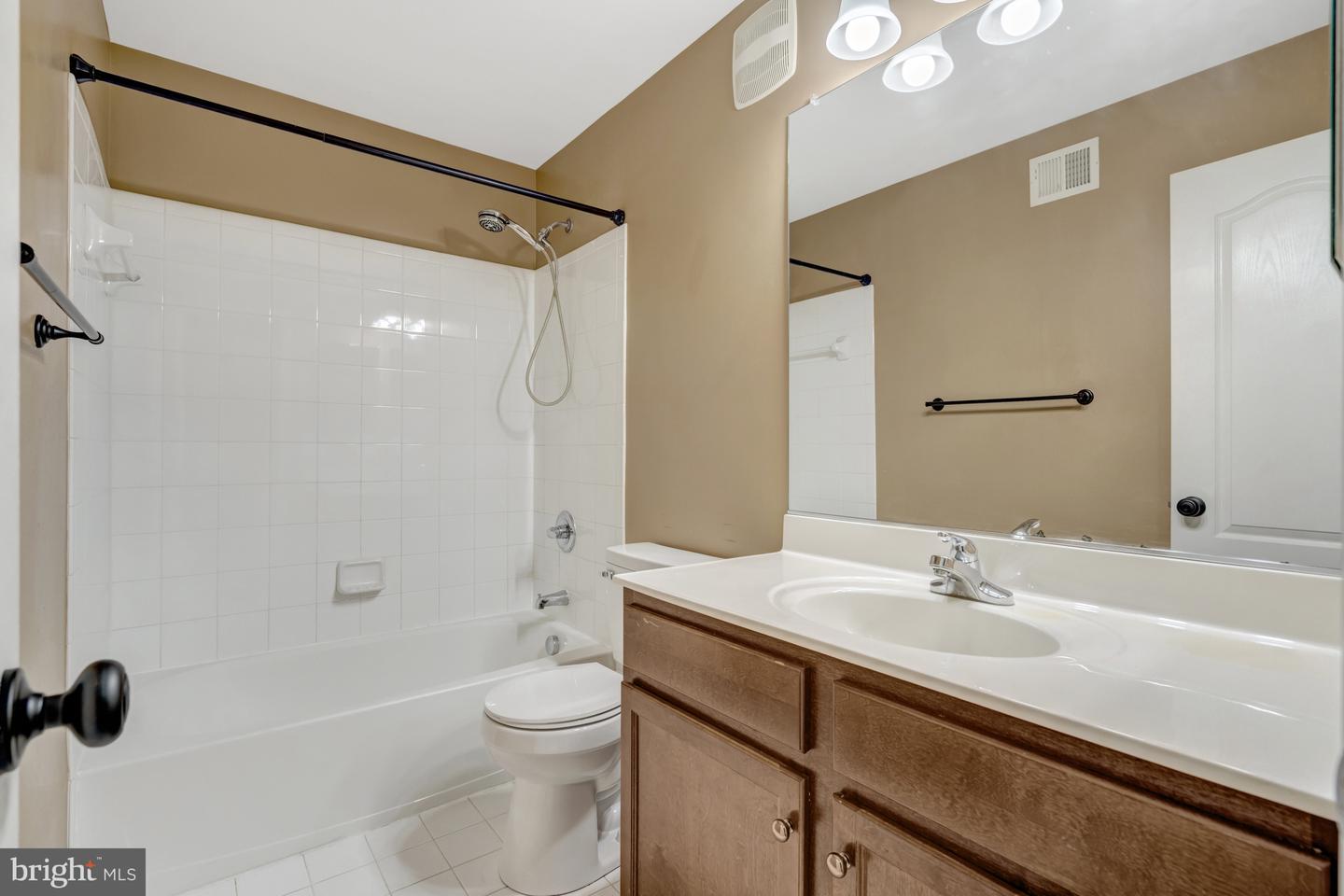 14841 CLOVERDALE RD, WOODBRIDGE, Virginia 22193, 3 Bedrooms Bedrooms, ,2 BathroomsBathrooms,Residential,For sale,14841 CLOVERDALE RD,VAPW2092050 MLS # VAPW2092050