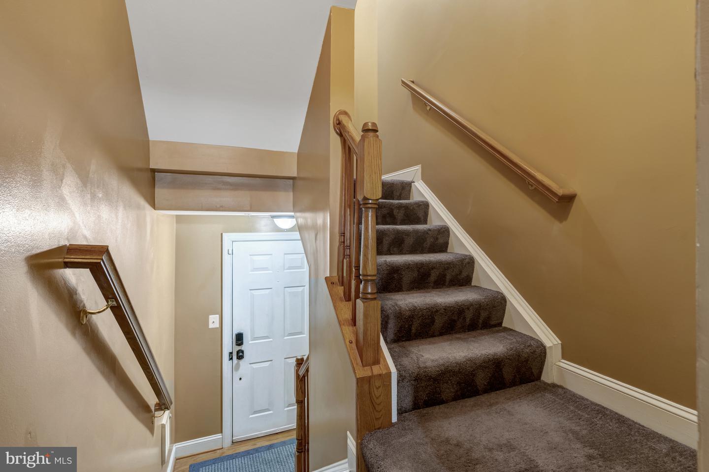 14841 CLOVERDALE RD, WOODBRIDGE, Virginia 22193, 3 Bedrooms Bedrooms, ,2 BathroomsBathrooms,Residential,For sale,14841 CLOVERDALE RD,VAPW2092050 MLS # VAPW2092050