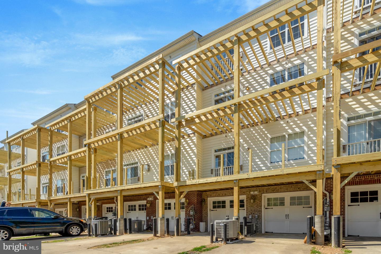 14841 CLOVERDALE RD, WOODBRIDGE, Virginia 22193, 3 Bedrooms Bedrooms, ,2 BathroomsBathrooms,Residential,For sale,14841 CLOVERDALE RD,VAPW2092050 MLS # VAPW2092050
