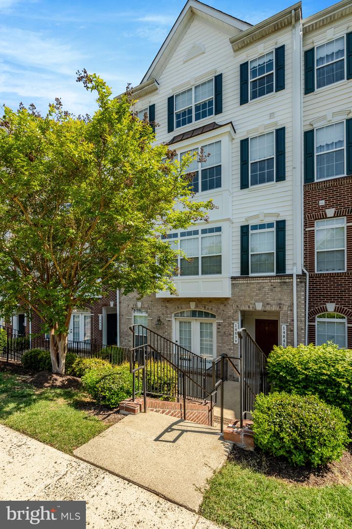 14841 CLOVERDALE RD, WOODBRIDGE, Virginia 22193, 3 Bedrooms Bedrooms, ,2 BathroomsBathrooms,Residential,For sale,14841 CLOVERDALE RD,VAPW2092050 MLS # VAPW2092050