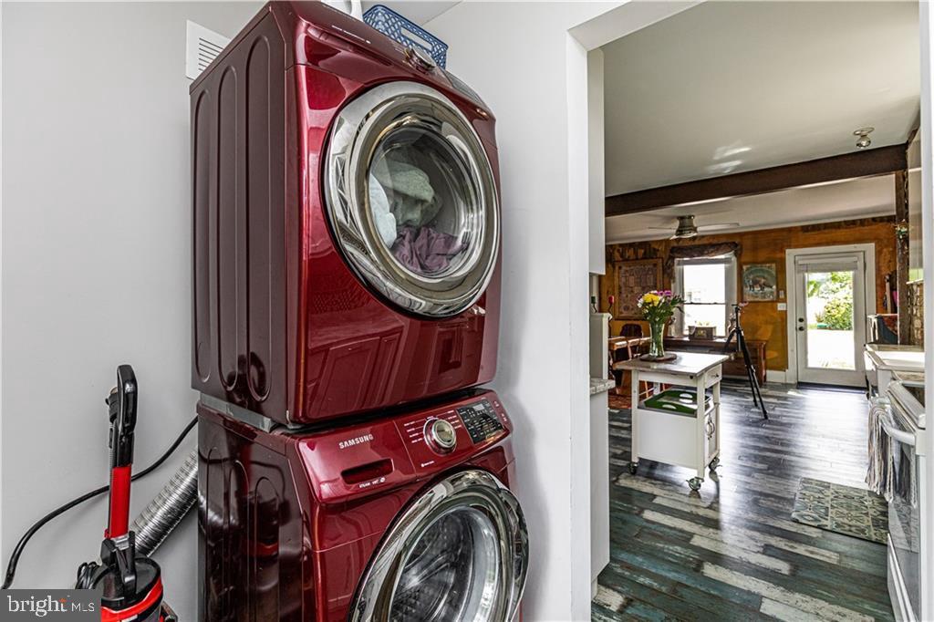 2505 BURNLEY AVE, HENRICO, Virginia 23228, 3 Bedrooms Bedrooms, ,3 BathroomsBathrooms,Residential,For sale,2505 BURNLEY AVE,VAHN2000870 MLS # VAHN2000870