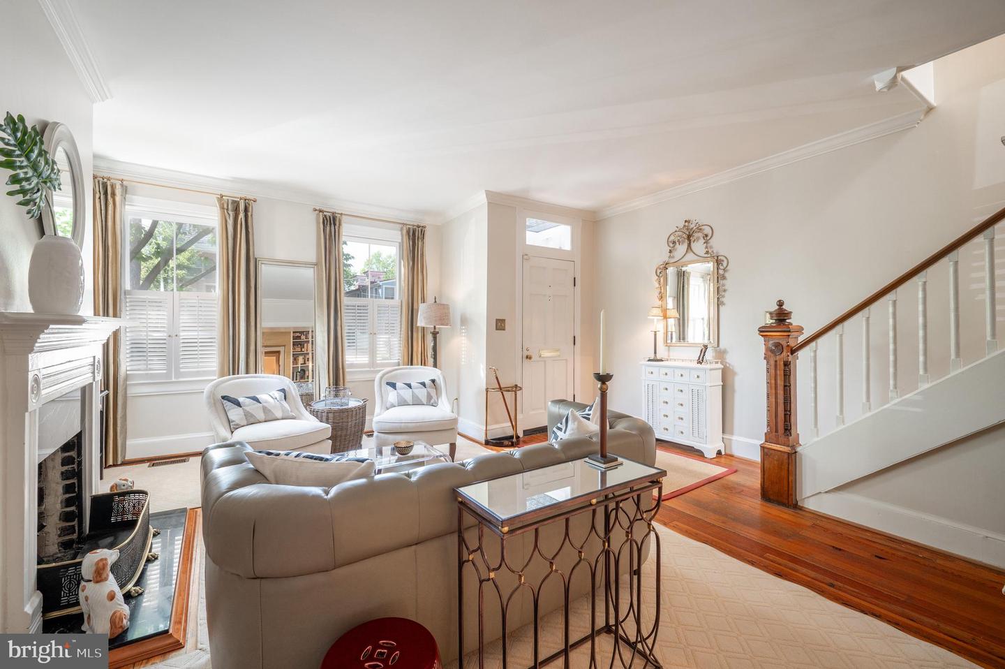 614 S FAIRFAX ST, ALEXANDRIA, Virginia 22314, 4 Bedrooms Bedrooms, ,2 BathroomsBathrooms,Residential,For sale,614 S FAIRFAX ST,VAAX2044154 MLS # VAAX2044154