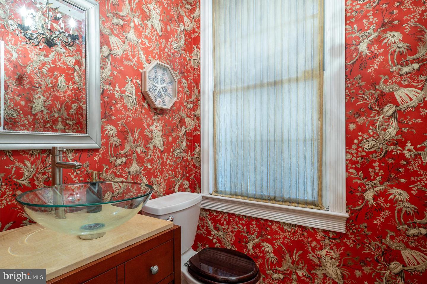 614 S FAIRFAX ST, ALEXANDRIA, Virginia 22314, 4 Bedrooms Bedrooms, ,2 BathroomsBathrooms,Residential,For sale,614 S FAIRFAX ST,VAAX2044154 MLS # VAAX2044154