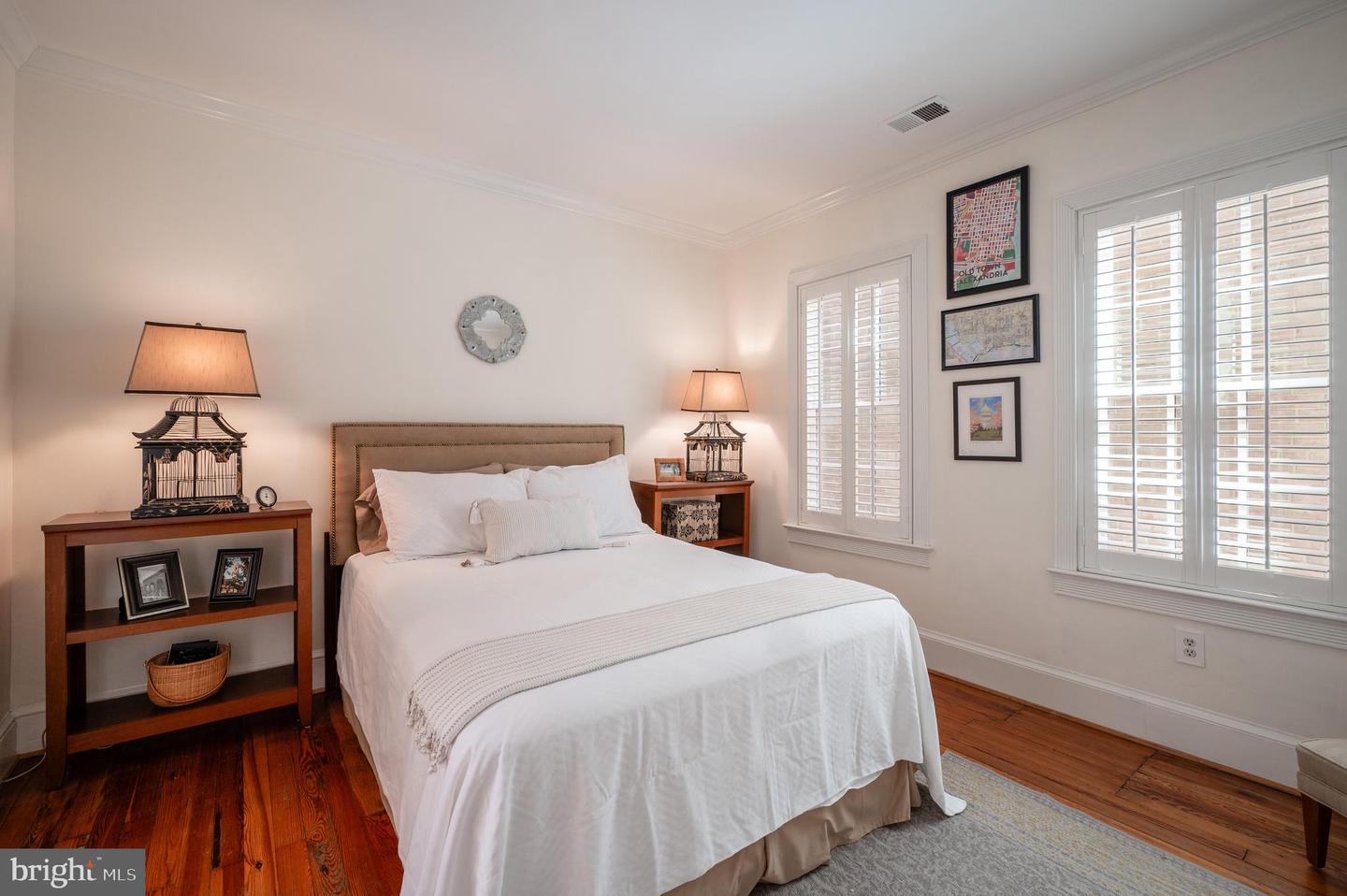 614 S FAIRFAX ST, ALEXANDRIA, Virginia 22314, 4 Bedrooms Bedrooms, ,2 BathroomsBathrooms,Residential,For sale,614 S FAIRFAX ST,VAAX2044154 MLS # VAAX2044154