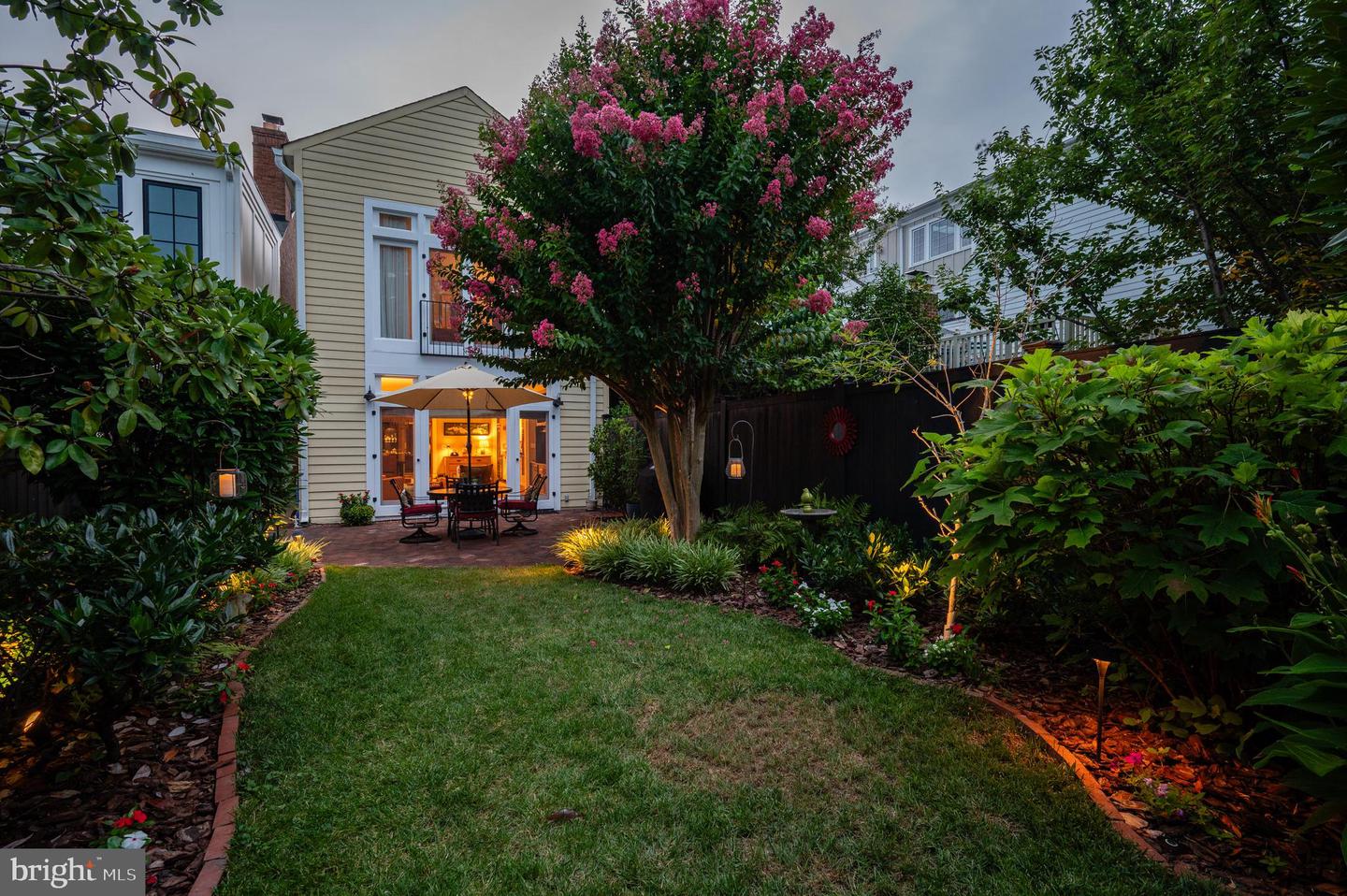 614 S FAIRFAX ST, ALEXANDRIA, Virginia 22314, 4 Bedrooms Bedrooms, ,2 BathroomsBathrooms,Residential,For sale,614 S FAIRFAX ST,VAAX2044154 MLS # VAAX2044154