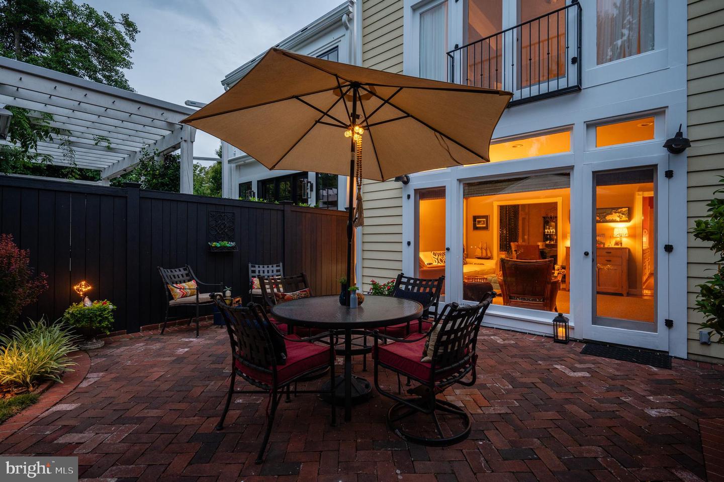 614 S FAIRFAX ST, ALEXANDRIA, Virginia 22314, 4 Bedrooms Bedrooms, ,2 BathroomsBathrooms,Residential,For sale,614 S FAIRFAX ST,VAAX2044154 MLS # VAAX2044154