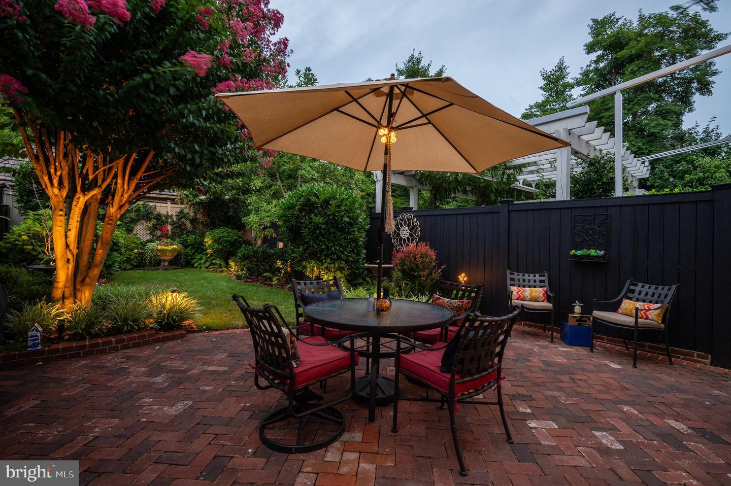 614 S FAIRFAX ST, ALEXANDRIA, Virginia 22314, 4 Bedrooms Bedrooms, ,2 BathroomsBathrooms,Residential,For sale,614 S FAIRFAX ST,VAAX2044154 MLS # VAAX2044154