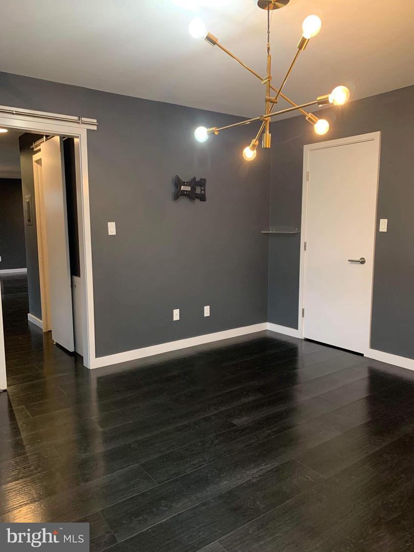 7526 SAVANNAH ST #104, FALLS CHURCH, Virginia 22043, 1 Bedroom Bedrooms, ,1 BathroomBathrooms,Residential,For sale,7526 SAVANNAH ST #104,VAFX2234474 MLS # VAFX2234474
