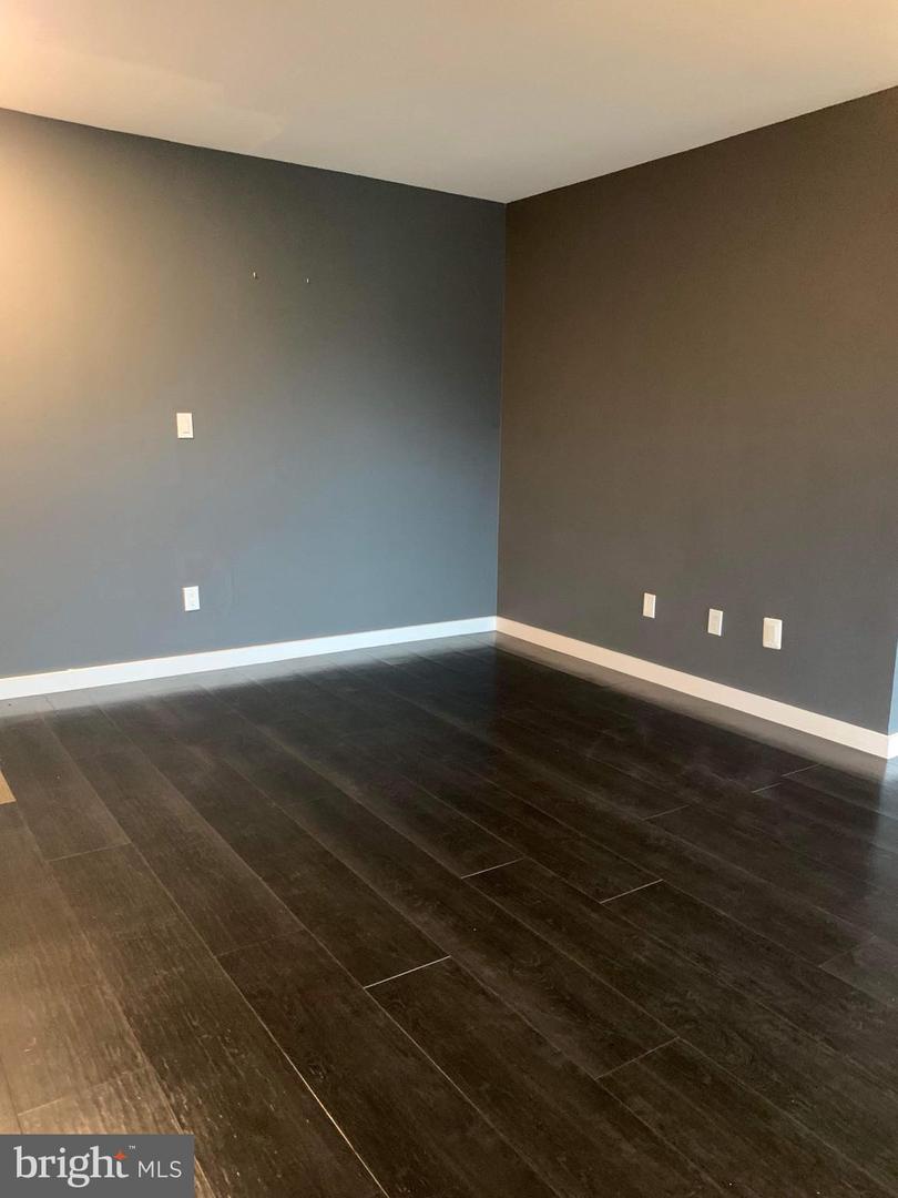 7526 SAVANNAH ST #104, FALLS CHURCH, Virginia 22043, 1 Bedroom Bedrooms, ,1 BathroomBathrooms,Residential,For sale,7526 SAVANNAH ST #104,VAFX2234474 MLS # VAFX2234474