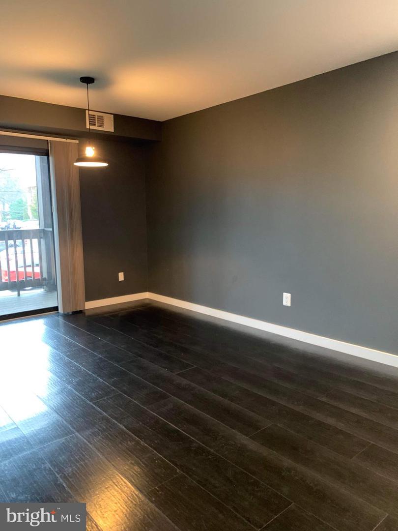 7526 SAVANNAH ST #104, FALLS CHURCH, Virginia 22043, 1 Bedroom Bedrooms, ,1 BathroomBathrooms,Residential,For sale,7526 SAVANNAH ST #104,VAFX2234474 MLS # VAFX2234474