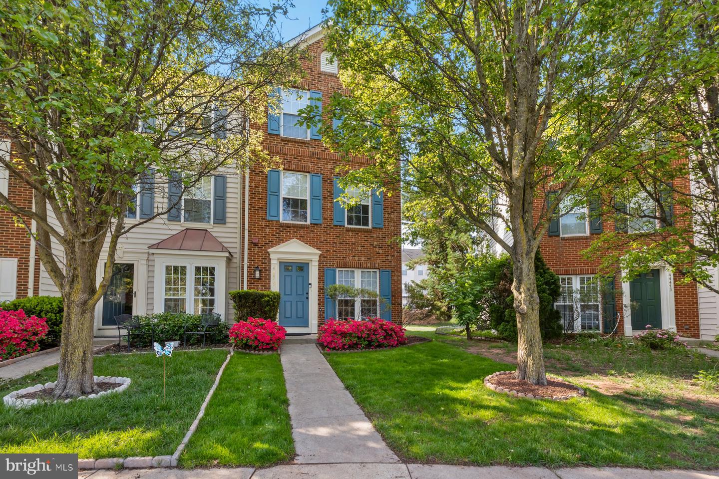 44479 POTTER TER, ASHBURN, Virginia 20147, 2 Bedrooms Bedrooms, ,2 BathroomsBathrooms,Residential,For sale,44479 POTTER TER,VALO2094110 MLS # VALO2094110