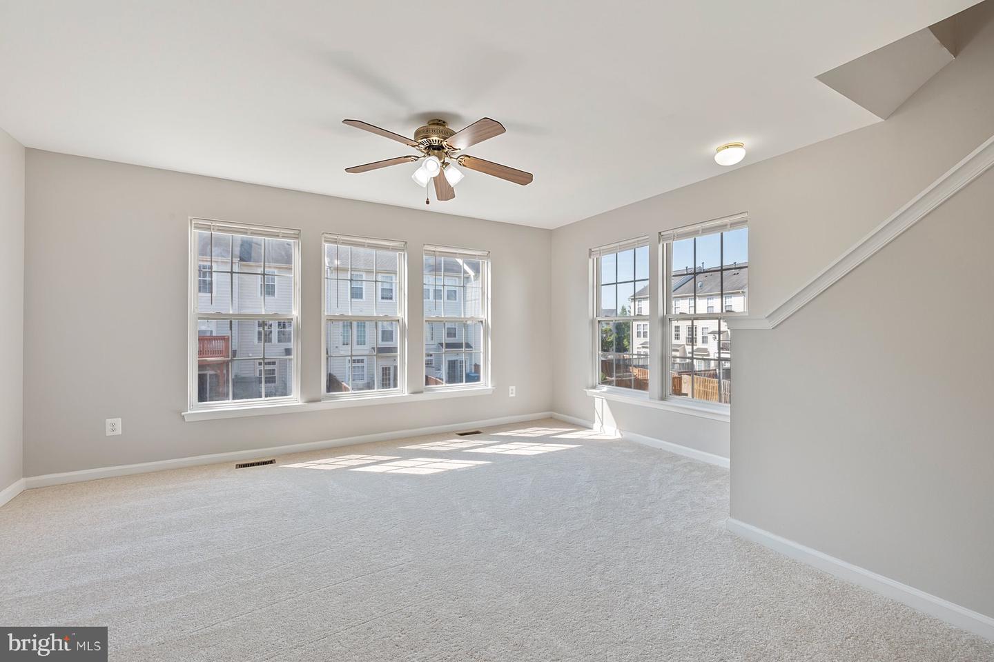 44479 POTTER TER, ASHBURN, Virginia 20147, 2 Bedrooms Bedrooms, ,2 BathroomsBathrooms,Residential,For sale,44479 POTTER TER,VALO2094110 MLS # VALO2094110