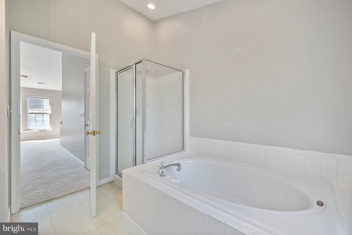 44479 POTTER TER, ASHBURN, Virginia 20147, 2 Bedrooms Bedrooms, ,2 BathroomsBathrooms,Residential,For sale,44479 POTTER TER,VALO2094110 MLS # VALO2094110