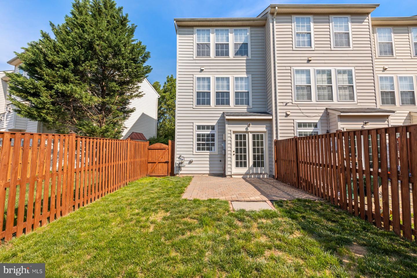 44479 POTTER TER, ASHBURN, Virginia 20147, 2 Bedrooms Bedrooms, ,2 BathroomsBathrooms,Residential,For sale,44479 POTTER TER,VALO2094110 MLS # VALO2094110