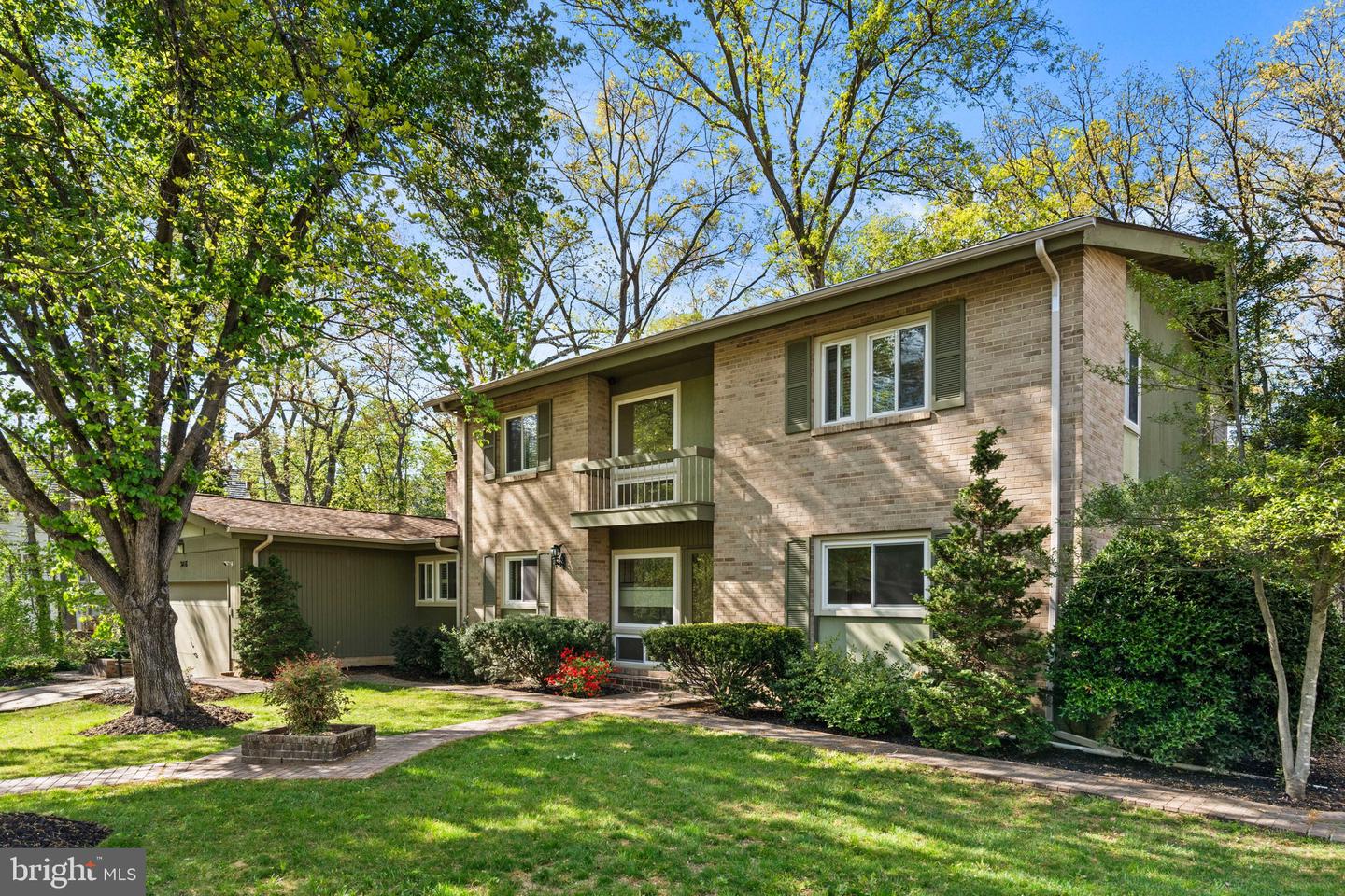 3416 WESSYNTON WAY, ALEXANDRIA, Virginia 22309, 5 Bedrooms Bedrooms, ,2 BathroomsBathrooms,Residential,For sale,3416 WESSYNTON WAY,VAFX2234686 MLS # VAFX2234686