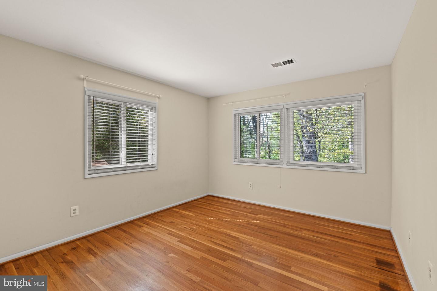 3416 WESSYNTON WAY, ALEXANDRIA, Virginia 22309, 5 Bedrooms Bedrooms, ,2 BathroomsBathrooms,Residential,For sale,3416 WESSYNTON WAY,VAFX2234686 MLS # VAFX2234686