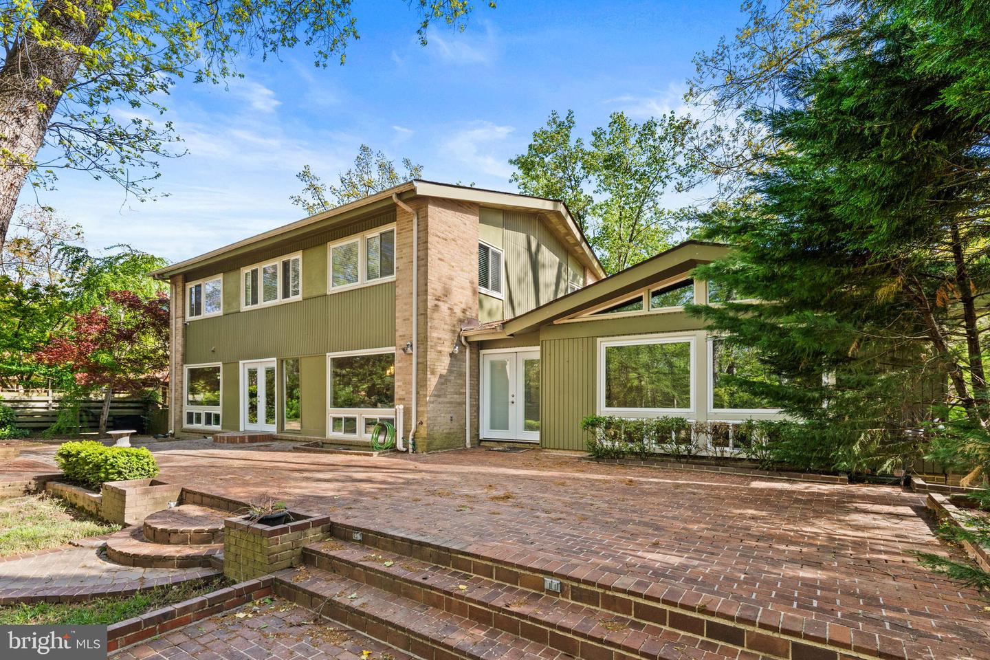 3416 WESSYNTON WAY, ALEXANDRIA, Virginia 22309, 5 Bedrooms Bedrooms, ,2 BathroomsBathrooms,Residential,For sale,3416 WESSYNTON WAY,VAFX2234686 MLS # VAFX2234686