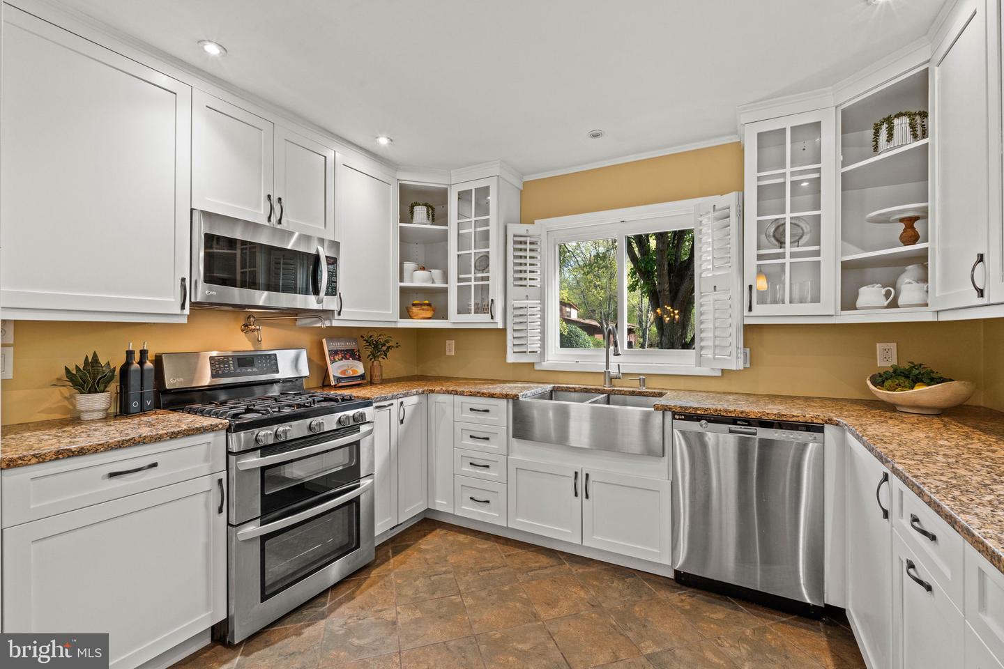 3416 WESSYNTON WAY, ALEXANDRIA, Virginia 22309, 5 Bedrooms Bedrooms, ,2 BathroomsBathrooms,Residential,For sale,3416 WESSYNTON WAY,VAFX2234686 MLS # VAFX2234686