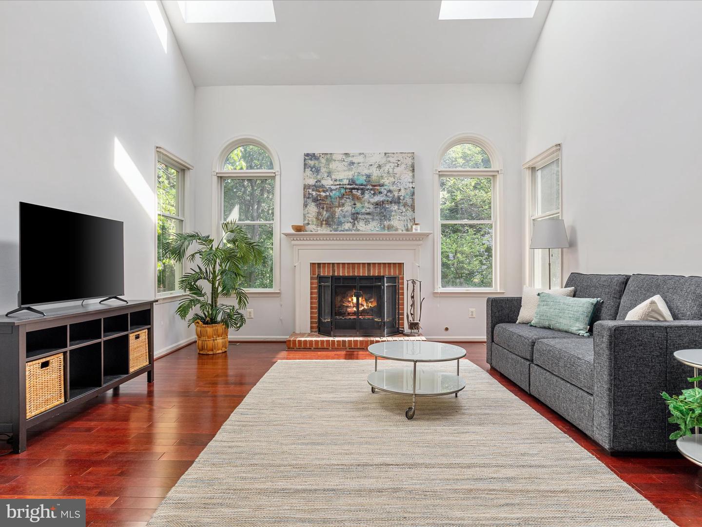 12502 RIDGEGATE DR, HERNDON, Virginia 20170, 5 Bedrooms Bedrooms, ,4 BathroomsBathrooms,Residential,For sale,12502 RIDGEGATE DR,VAFX2234780 MLS # VAFX2234780