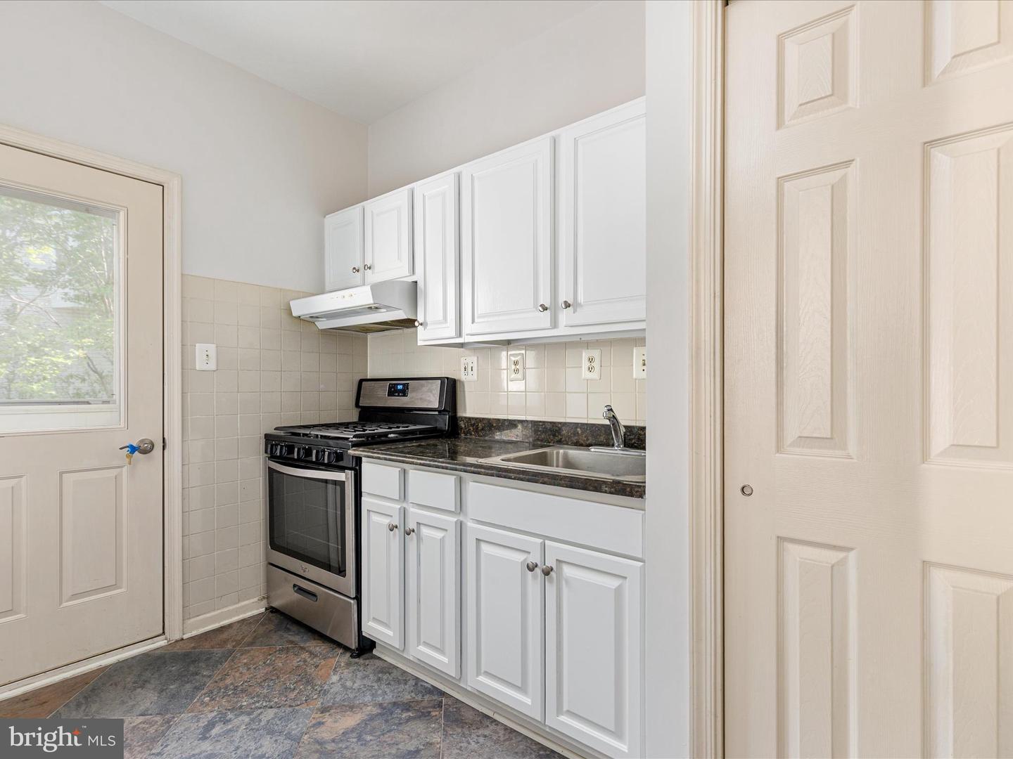 12502 RIDGEGATE DR, HERNDON, Virginia 20170, 5 Bedrooms Bedrooms, ,4 BathroomsBathrooms,Residential,For sale,12502 RIDGEGATE DR,VAFX2234780 MLS # VAFX2234780