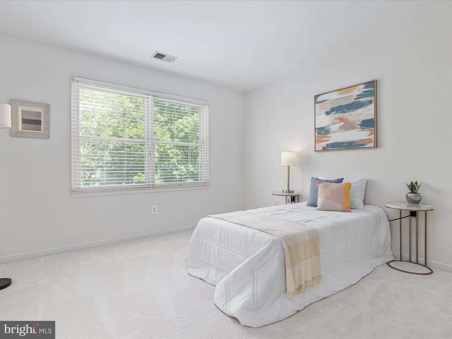 12502 RIDGEGATE DR, HERNDON, Virginia 20170, 5 Bedrooms Bedrooms, ,4 BathroomsBathrooms,Residential,For sale,12502 RIDGEGATE DR,VAFX2234780 MLS # VAFX2234780