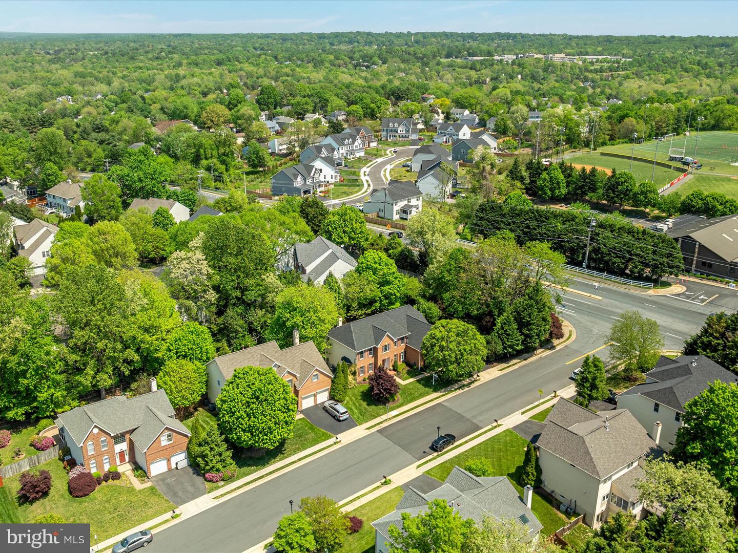 12502 RIDGEGATE DR, HERNDON, Virginia 20170, 5 Bedrooms Bedrooms, ,4 BathroomsBathrooms,Residential,For sale,12502 RIDGEGATE DR,VAFX2234780 MLS # VAFX2234780