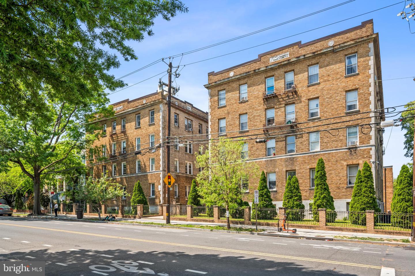 4120 14TH ST NW #44, WASHINGTON, District Of Columbia 20011, 1 Bedroom Bedrooms, ,1 BathroomBathrooms,Residential,For sale,4120 14TH ST NW #44,DCDC2195996 MLS # DCDC2195996