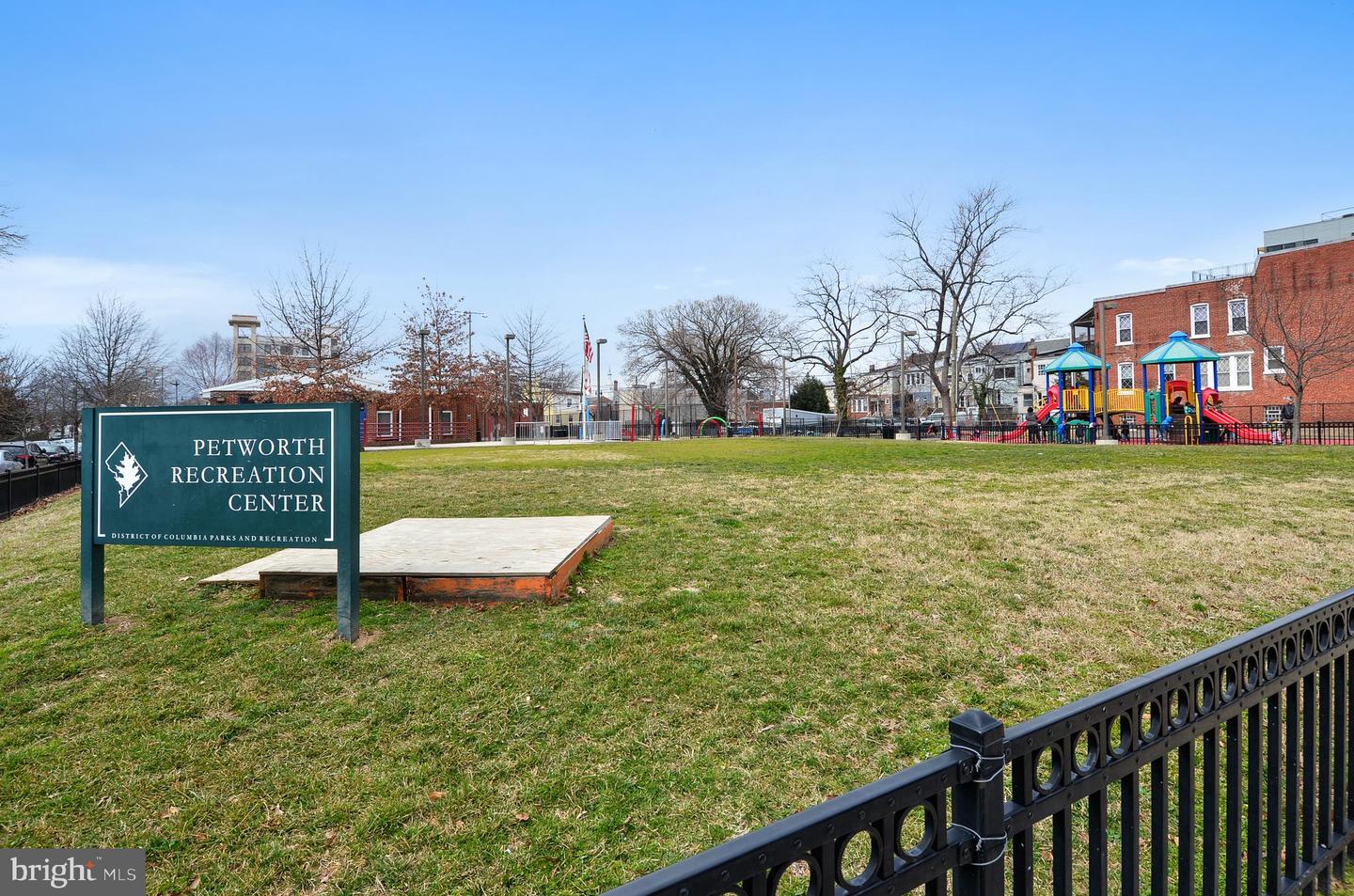4120 14TH ST NW #44, WASHINGTON, District Of Columbia 20011, 1 Bedroom Bedrooms, ,1 BathroomBathrooms,Residential,For sale,4120 14TH ST NW #44,DCDC2195996 MLS # DCDC2195996