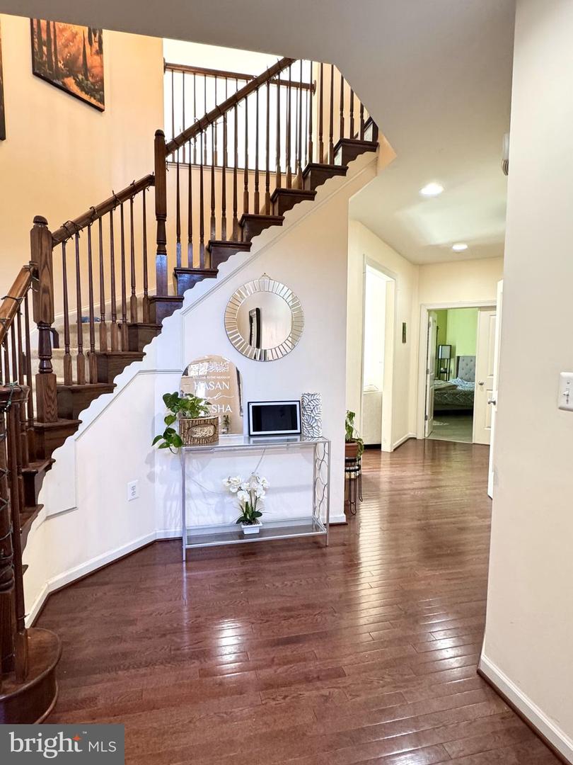 41537 WARE CT, ALDIE, Virginia 20105, 6 Bedrooms Bedrooms, ,5 BathroomsBathrooms,Residential,For sale,41537 WARE CT,VALO2094028 MLS # VALO2094028