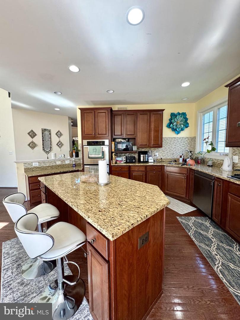 41537 WARE CT, ALDIE, Virginia 20105, 6 Bedrooms Bedrooms, ,5 BathroomsBathrooms,Residential,For sale,41537 WARE CT,VALO2094028 MLS # VALO2094028