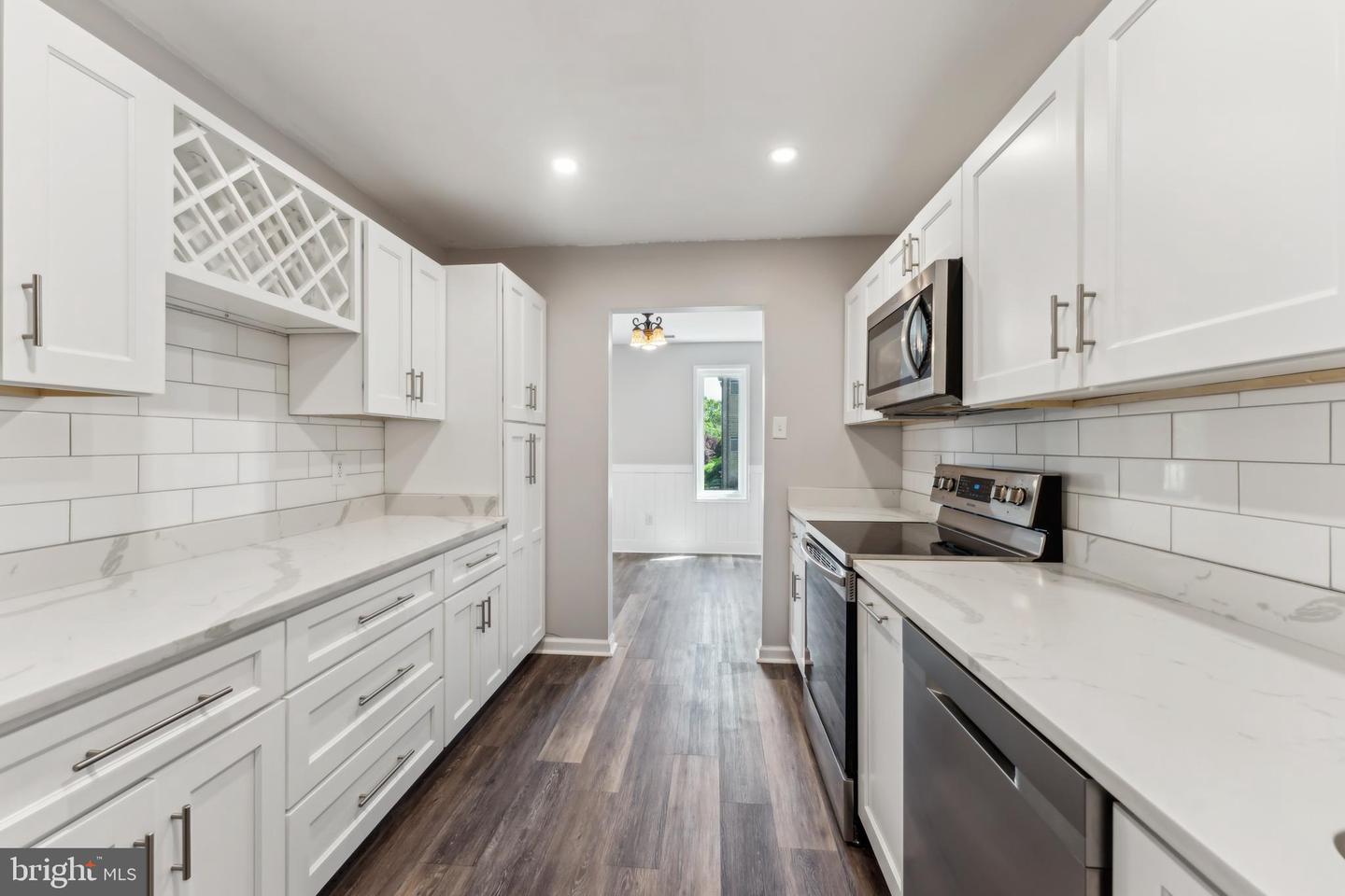 531 FLORIDA AVE #102, HERNDON, Virginia 20170, 2 Bedrooms Bedrooms, ,2 BathroomsBathrooms,Residential,For sale,531 FLORIDA AVE #102,VAFX2234538 MLS # VAFX2234538