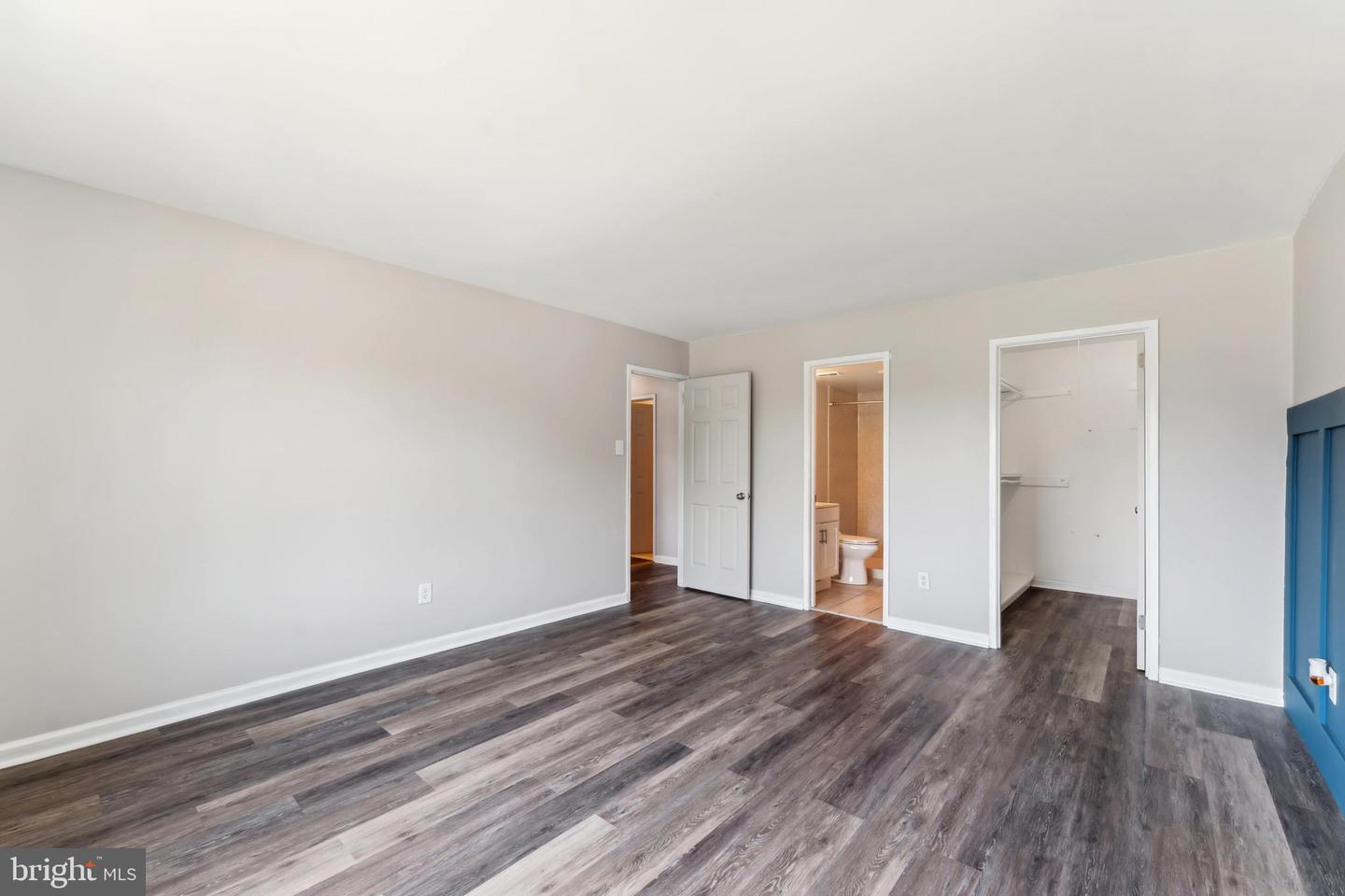 531 FLORIDA AVE #102, HERNDON, Virginia 20170, 2 Bedrooms Bedrooms, ,2 BathroomsBathrooms,Residential,For sale,531 FLORIDA AVE #102,VAFX2234538 MLS # VAFX2234538