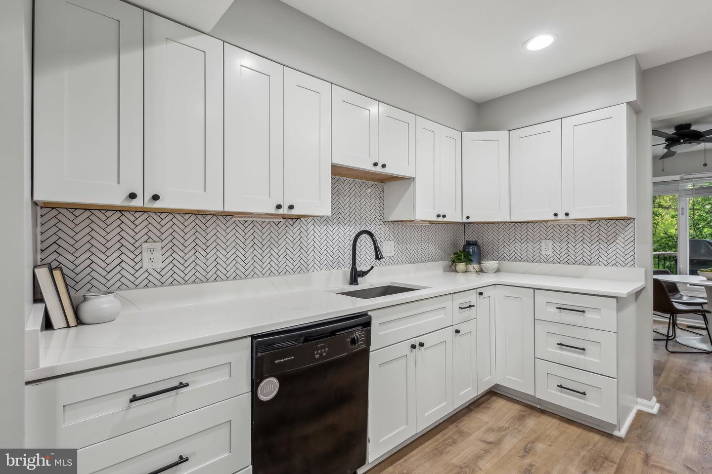1070 TREVINO LN, HERNDON, Virginia 20170, 4 Bedrooms Bedrooms, ,3 BathroomsBathrooms,Residential,For sale,1070 TREVINO LN,VAFX2234902 MLS # VAFX2234902