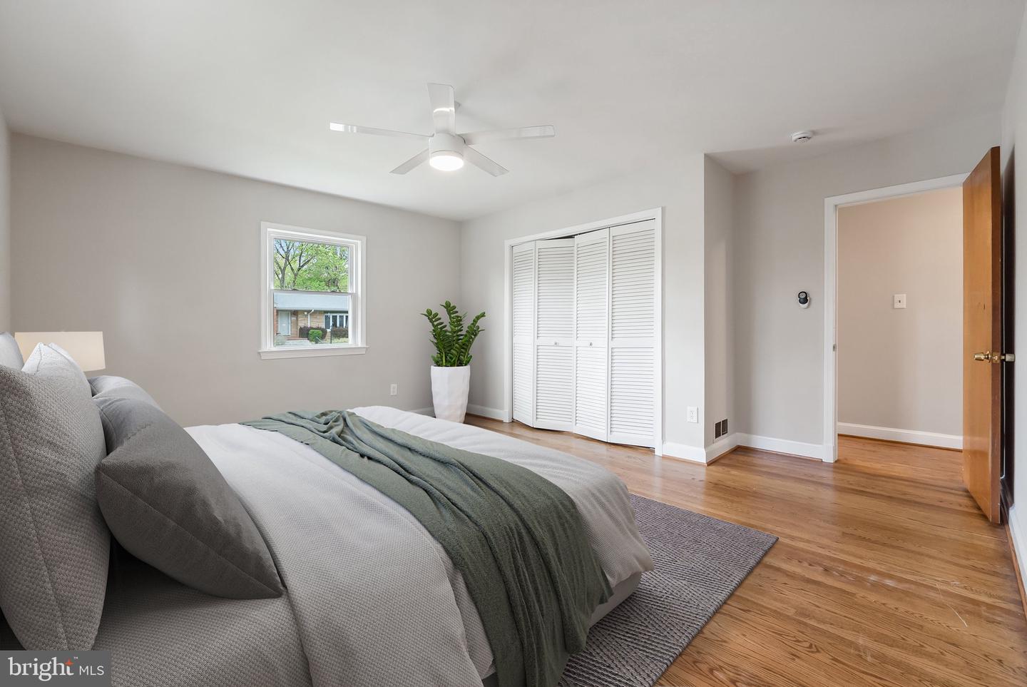 6877 WASHINGTON BLVD, ARLINGTON, Virginia 22213, 4 Bedrooms Bedrooms, ,3 BathroomsBathrooms,Residential,For sale,6877 WASHINGTON BLVD,VAAR2056124 MLS # VAAR2056124