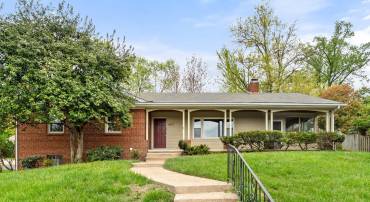 6877 WASHINGTON BLVD, ARLINGTON, Virginia 22213, 4 Bedrooms Bedrooms, ,3 BathroomsBathrooms,Residential,For sale,6877 WASHINGTON BLVD,VAAR2056124 MLS # VAAR2056124