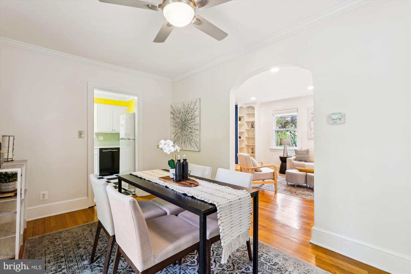 2412 SANFORD ST, ALEXANDRIA, Virginia 22301, 2 Bedrooms Bedrooms, ,2 BathroomsBathrooms,Residential,For sale,2412 SANFORD ST,VAAX2044200 MLS # VAAX2044200