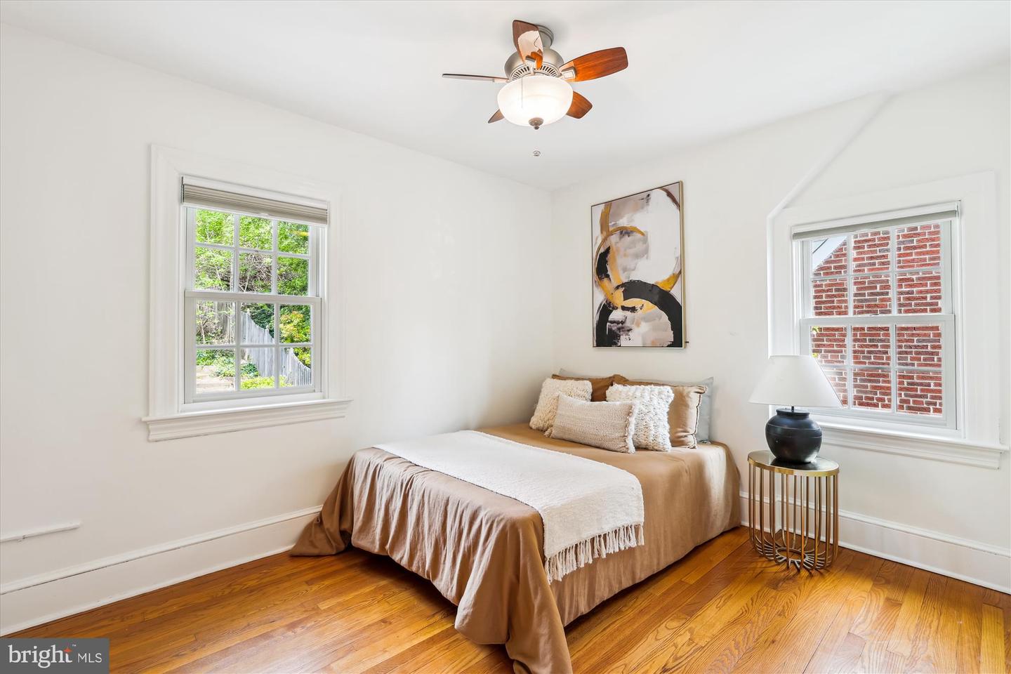 2412 SANFORD ST, ALEXANDRIA, Virginia 22301, 2 Bedrooms Bedrooms, ,2 BathroomsBathrooms,Residential,For sale,2412 SANFORD ST,VAAX2044200 MLS # VAAX2044200