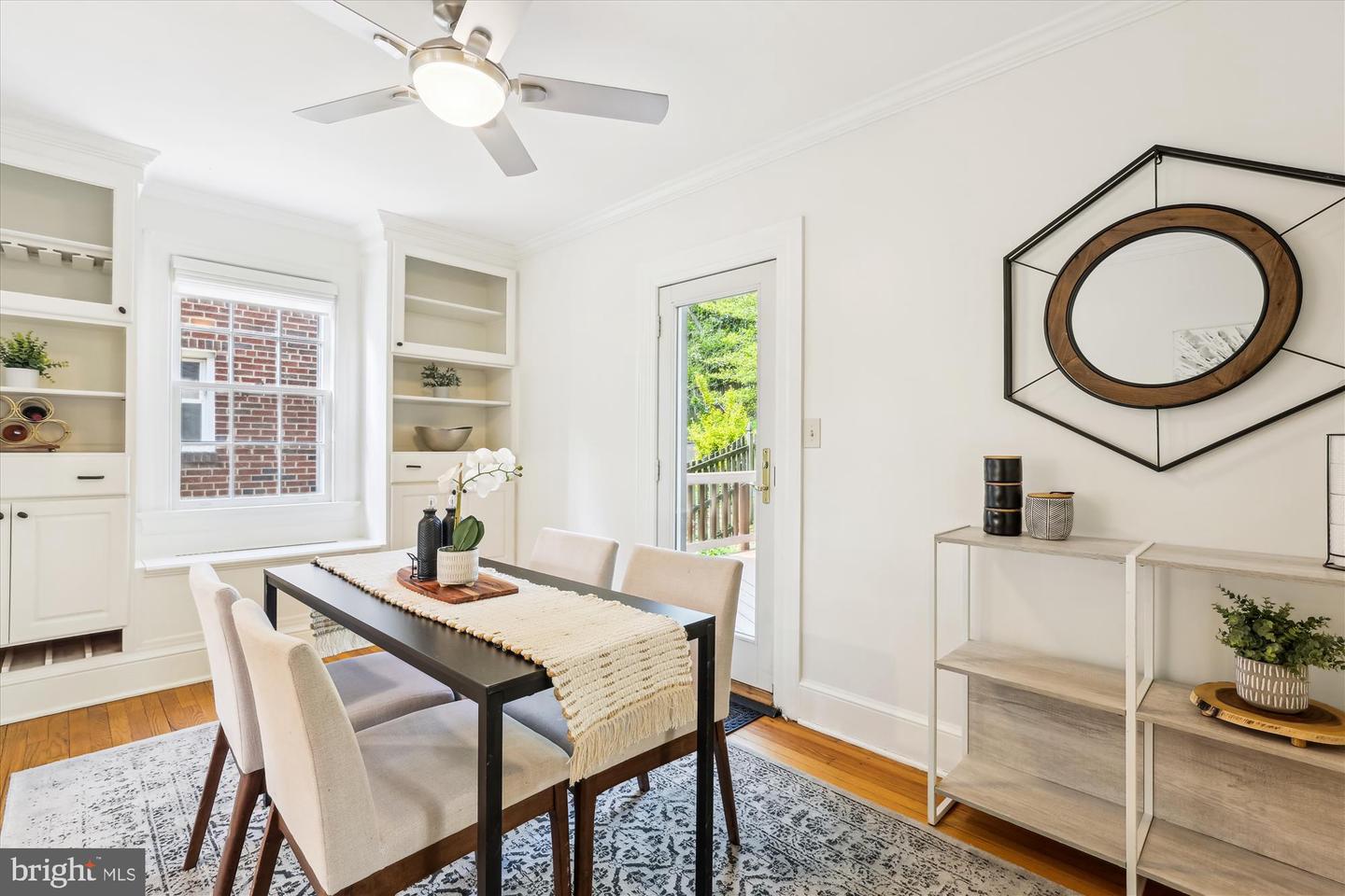 2412 SANFORD ST, ALEXANDRIA, Virginia 22301, 2 Bedrooms Bedrooms, ,2 BathroomsBathrooms,Residential,For sale,2412 SANFORD ST,VAAX2044200 MLS # VAAX2044200