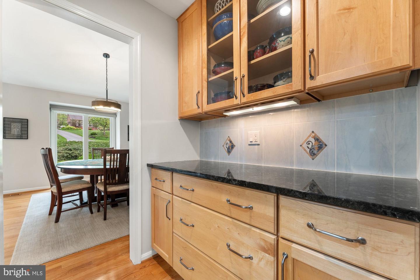 1806 ABBEY GLEN CT, VIENNA, Virginia 22182, 5 Bedrooms Bedrooms, ,4 BathroomsBathrooms,Residential,For sale,1806 ABBEY GLEN CT,VAFX2234658 MLS # VAFX2234658