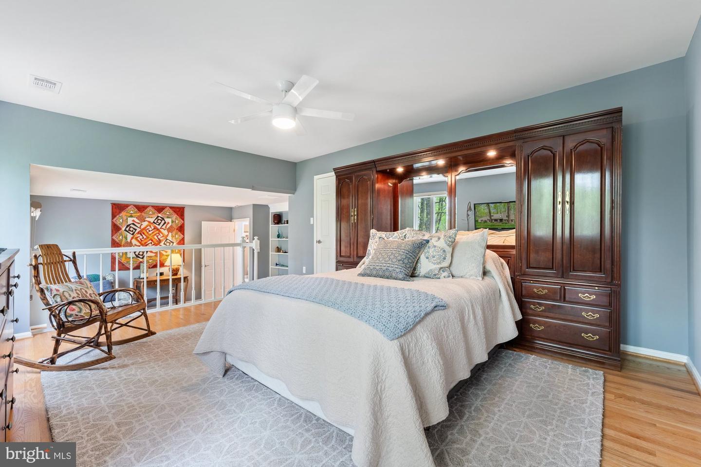 1806 ABBEY GLEN CT, VIENNA, Virginia 22182, 5 Bedrooms Bedrooms, ,4 BathroomsBathrooms,Residential,For sale,1806 ABBEY GLEN CT,VAFX2234658 MLS # VAFX2234658