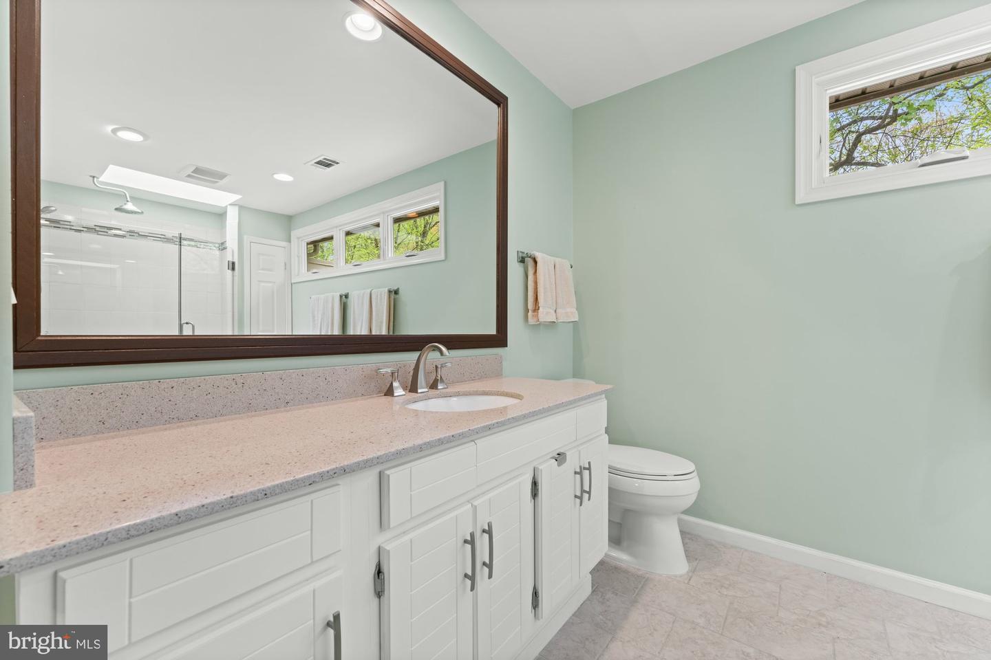 1806 ABBEY GLEN CT, VIENNA, Virginia 22182, 5 Bedrooms Bedrooms, ,4 BathroomsBathrooms,Residential,For sale,1806 ABBEY GLEN CT,VAFX2234658 MLS # VAFX2234658