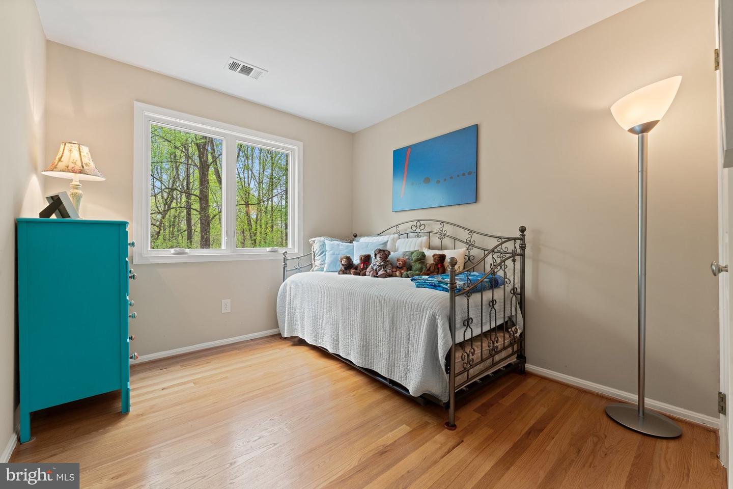 1806 ABBEY GLEN CT, VIENNA, Virginia 22182, 5 Bedrooms Bedrooms, ,4 BathroomsBathrooms,Residential,For sale,1806 ABBEY GLEN CT,VAFX2234658 MLS # VAFX2234658