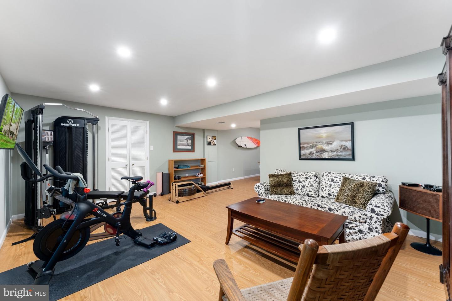 1806 ABBEY GLEN CT, VIENNA, Virginia 22182, 5 Bedrooms Bedrooms, ,4 BathroomsBathrooms,Residential,For sale,1806 ABBEY GLEN CT,VAFX2234658 MLS # VAFX2234658