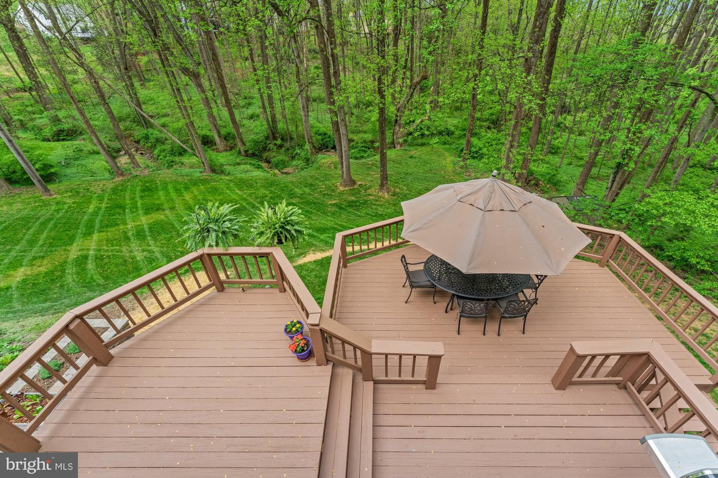 1806 ABBEY GLEN CT, VIENNA, Virginia 22182, 5 Bedrooms Bedrooms, ,4 BathroomsBathrooms,Residential,For sale,1806 ABBEY GLEN CT,VAFX2234658 MLS # VAFX2234658