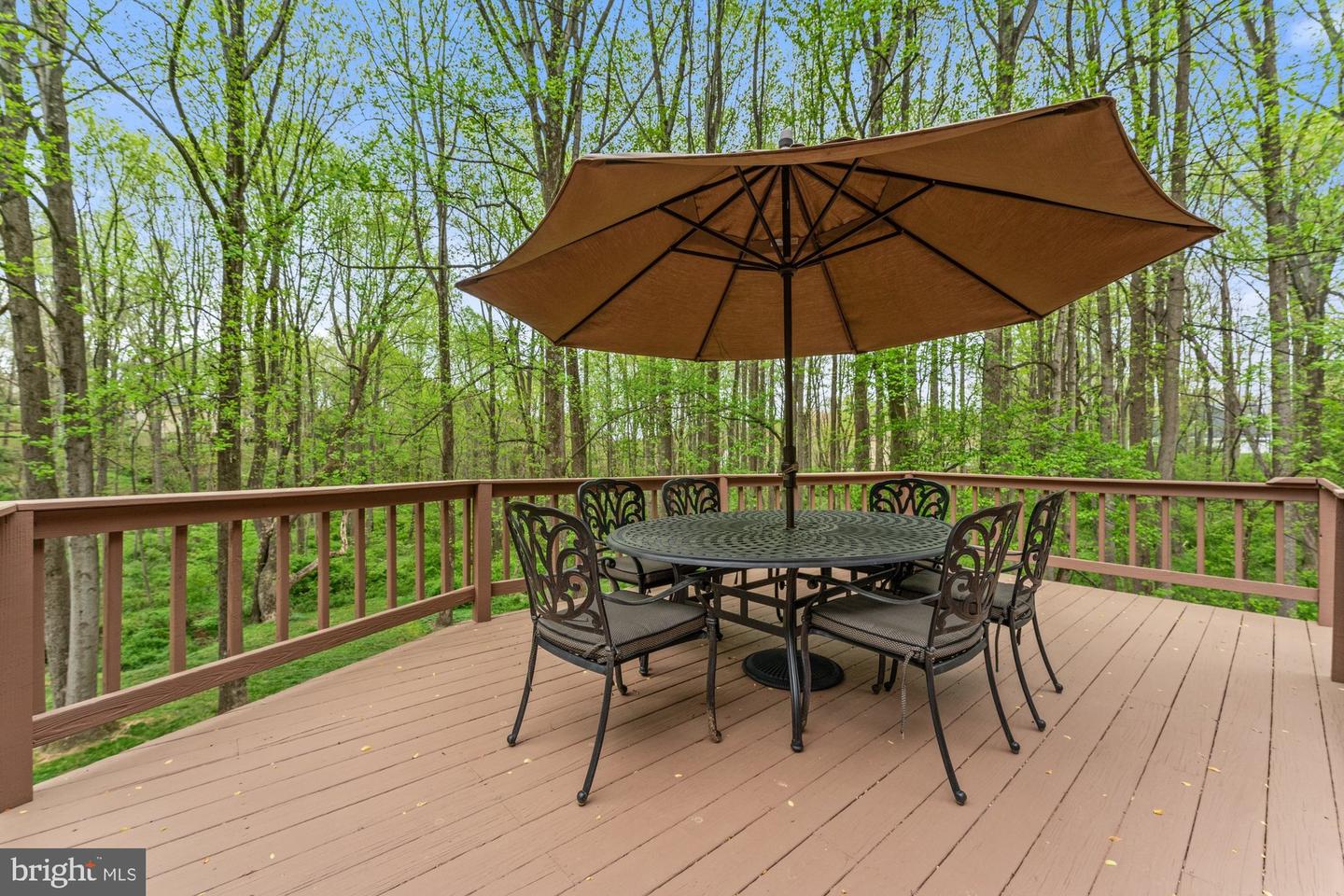 1806 ABBEY GLEN CT, VIENNA, Virginia 22182, 5 Bedrooms Bedrooms, ,4 BathroomsBathrooms,Residential,For sale,1806 ABBEY GLEN CT,VAFX2234658 MLS # VAFX2234658